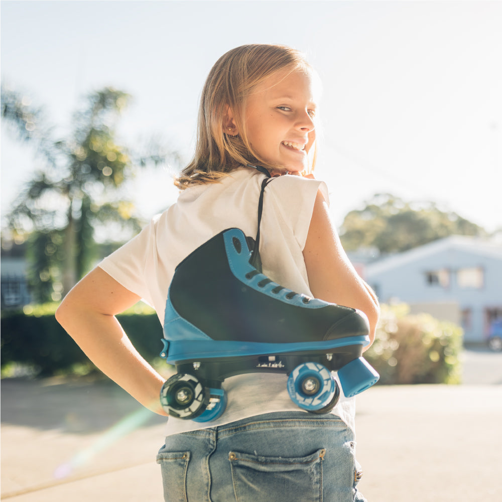 SK8 Blue - Größenverstellbare Hi-Top Rollschuh-Skates