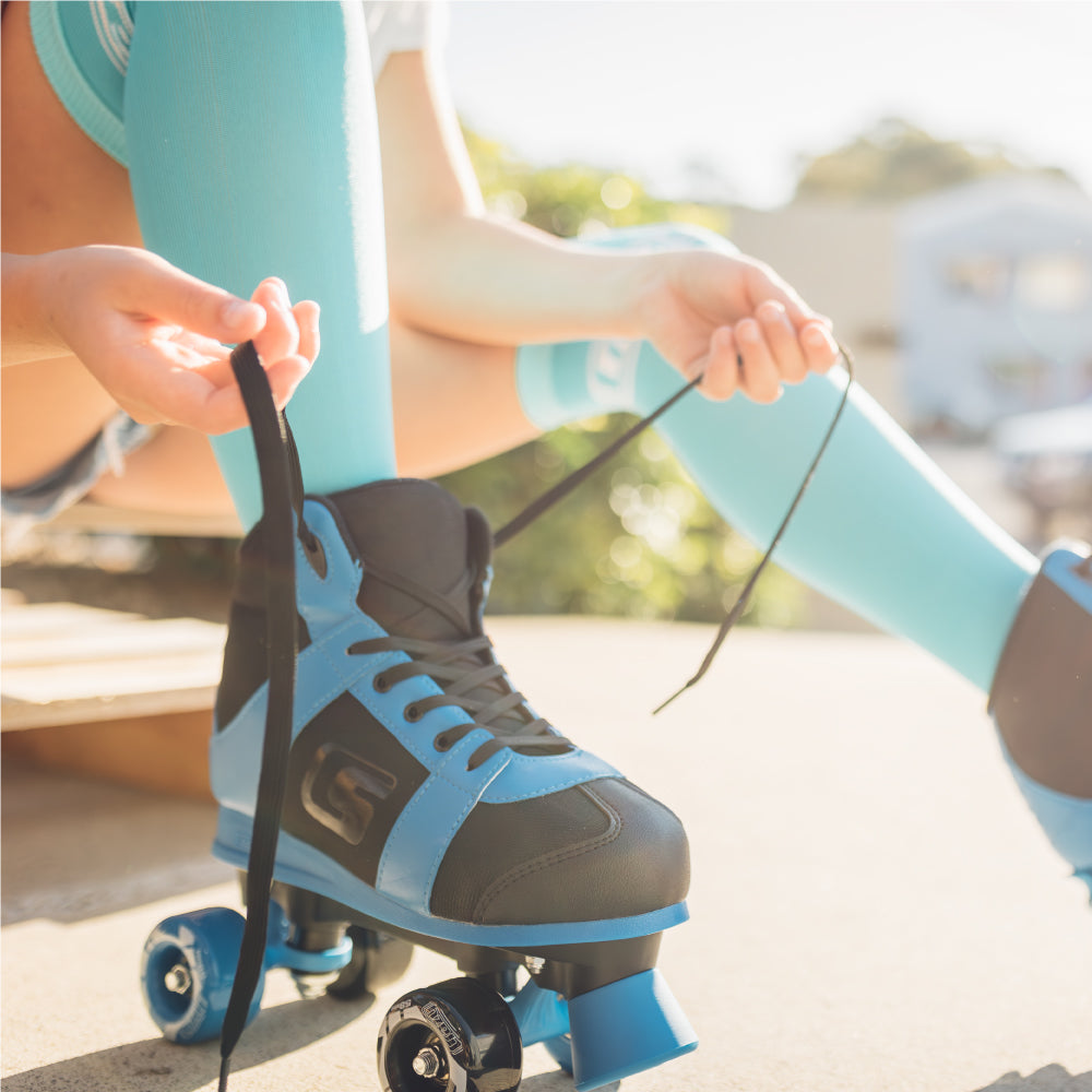 SK8 Blue - Größenverstellbare Hi-Top Rollschuh-Skates